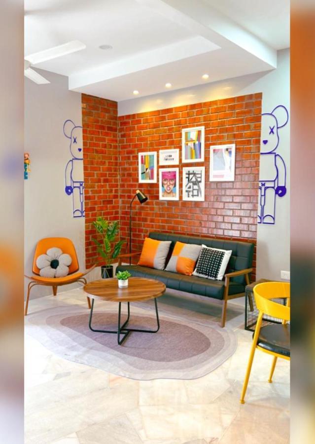 Bonjour Homestay Sungai Pelek Ngoại thất bức ảnh